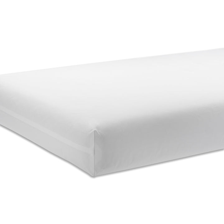 Naturepedic - Lullaby Earth Healthy Support Crib Mattress has a Lightweight Design: Weighs only 7 pounds, making it easy to change the sheets.